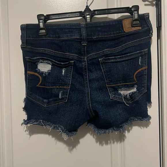 American Eagle Distressed Denim Jean Shorts Next Level Stretch Midi size 8 - Picture 2 of 7